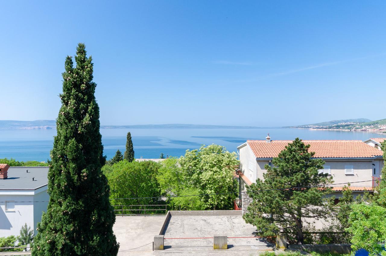 Apartments And Room Luka Klenovica Exterior photo